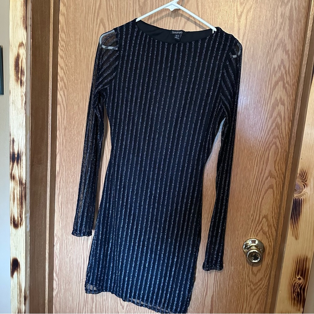 NWOT Boohoo Bodycon Dress with Gold Stripes